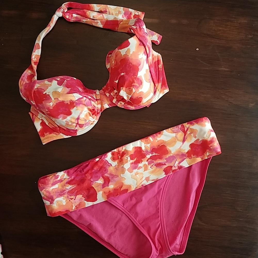 Pink Floral Tommy Bahama Bikini Top